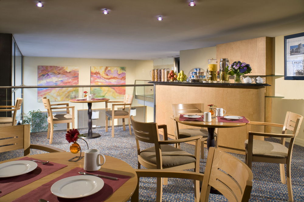 Citadines City Centre Lille Restaurante foto